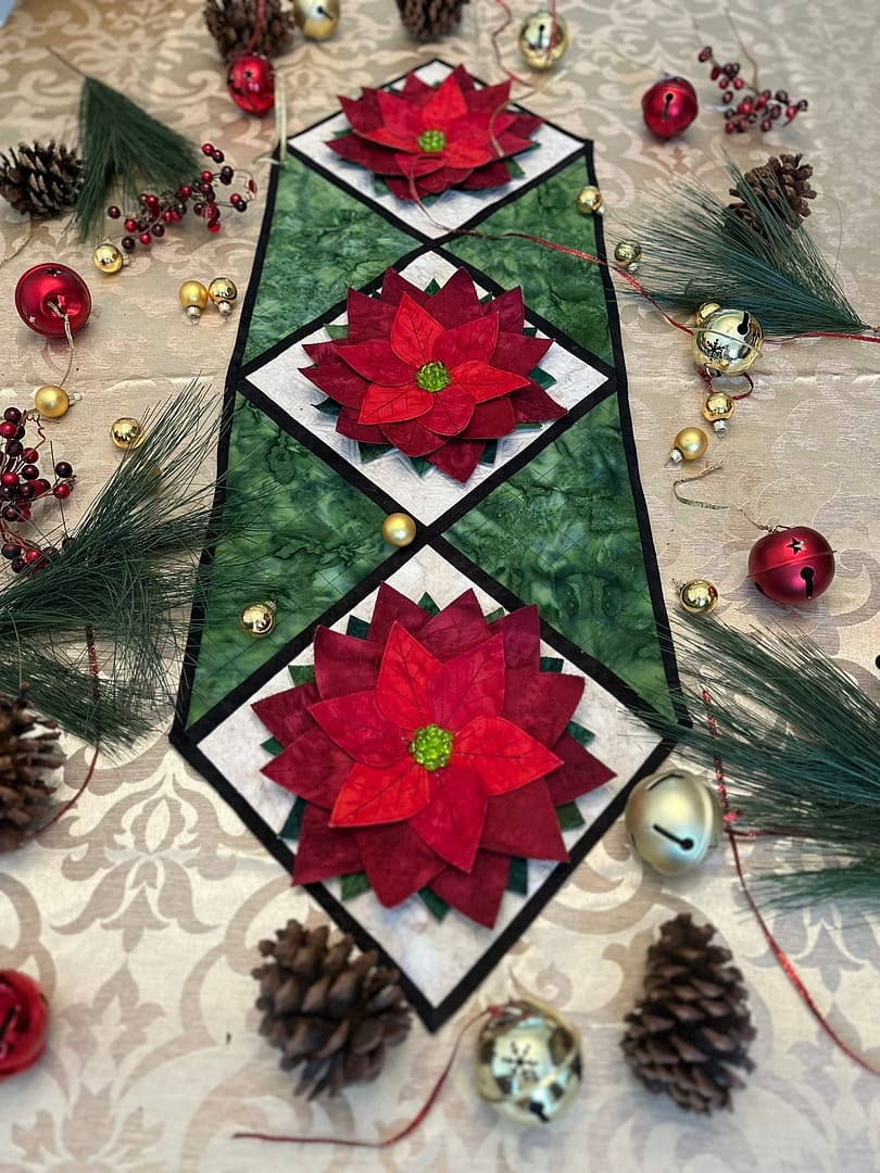 Poinsettia Runner - full